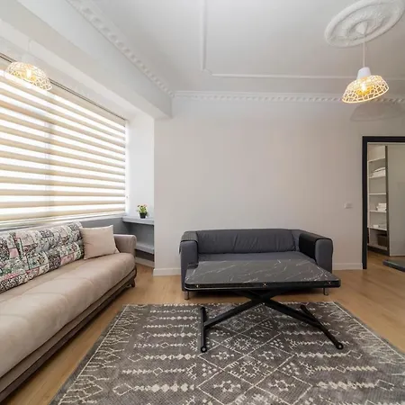 Апартаменты Refreshing Flat Close To Kaleici In Muratpasa